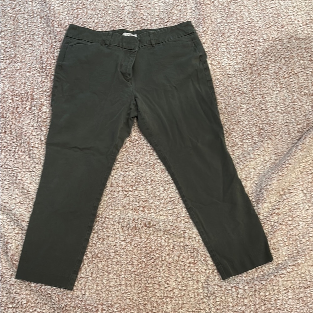 Loft Women’s Olive Stretch Cropped Pants